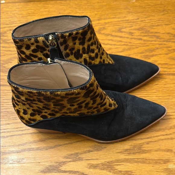 Leopard Print Black Ankle Boots - Picture 2 of 5